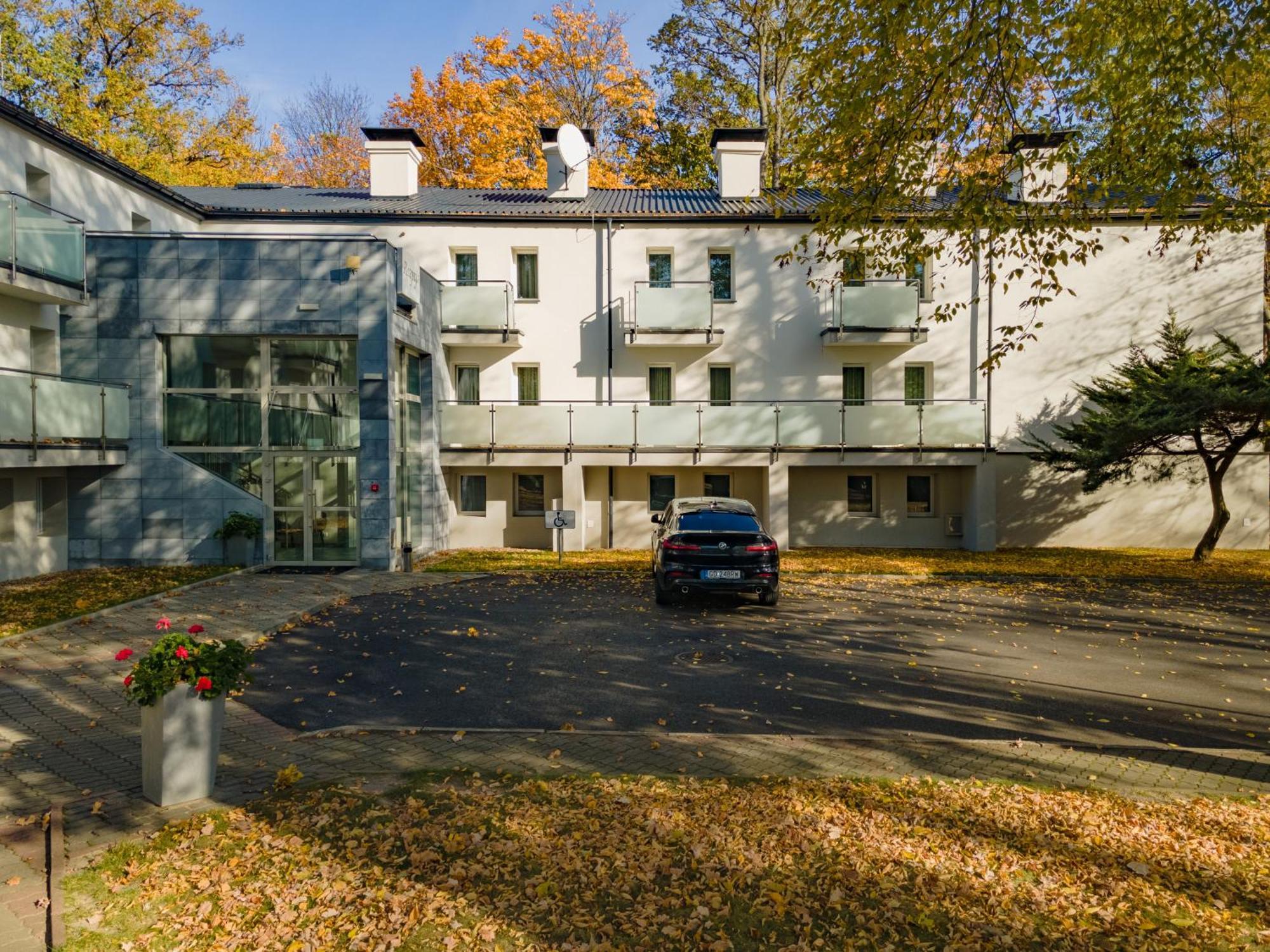 Hotel W Dobieszkowie Strykow Exterior photo