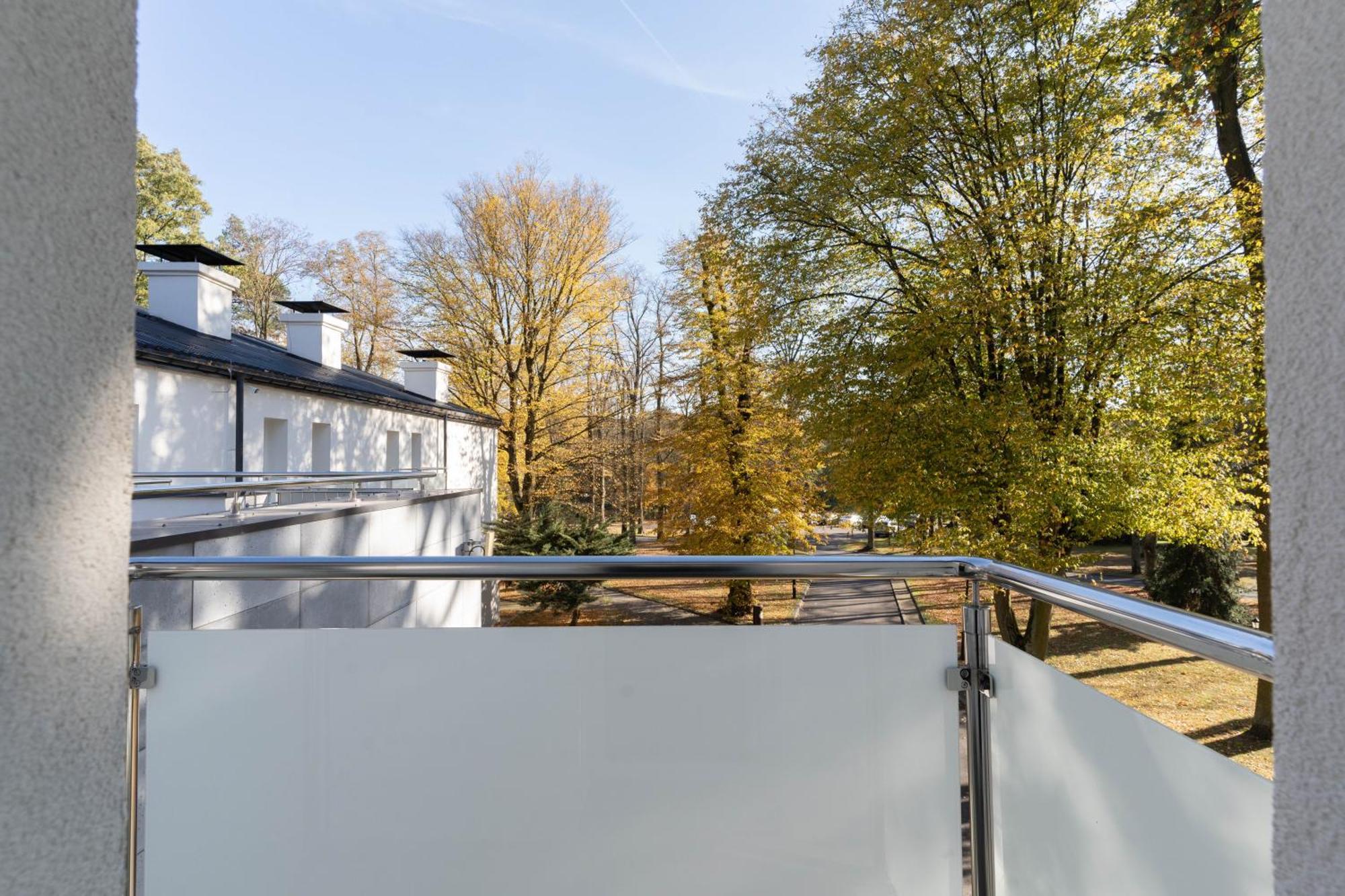 Hotel W Dobieszkowie Strykow Exterior photo